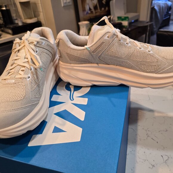 Hoka One One Vibrant Bloom U CLIFTON ONE9 BP - ALABASTER / CIELO BLUE Men's 12 - Picture 3 of 13